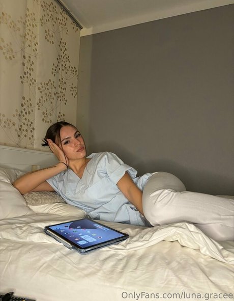 luna gracee model free images