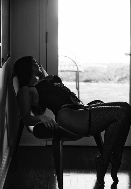 Arianna Grace star sex pics