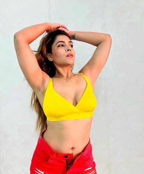 Tanya Chaudhari sex actress photo
