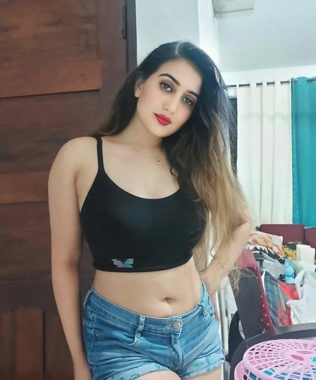 Aniza Hazel model hd archive