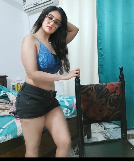 Aniza Hazel top actress picture