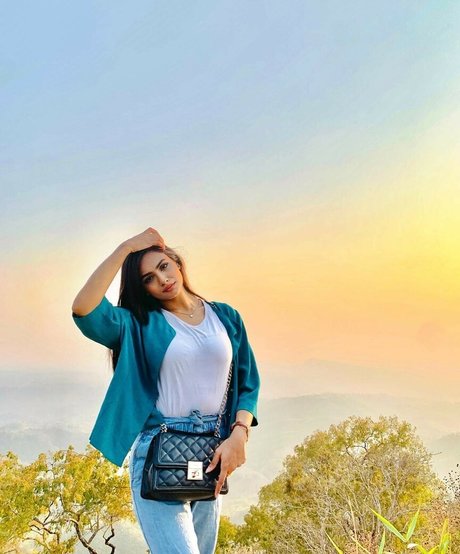 Umme Zamilatun Naima art actress galleries