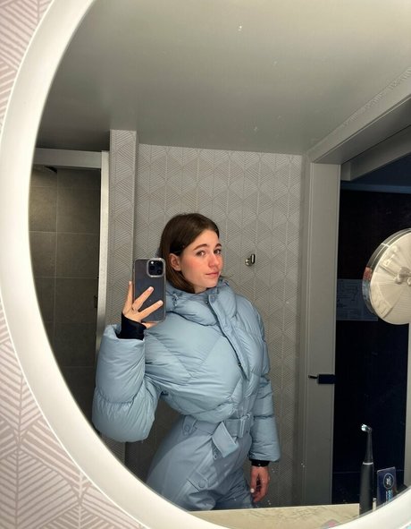 maligoshik pornstar hot pics