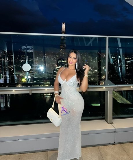 Avaia Shahani nice pornstar pic