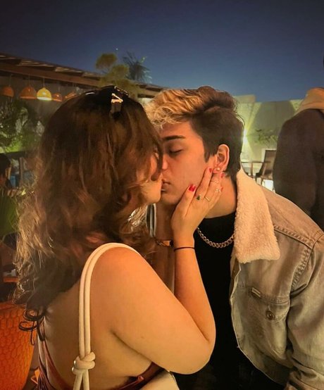 tvishagulatii hd model image