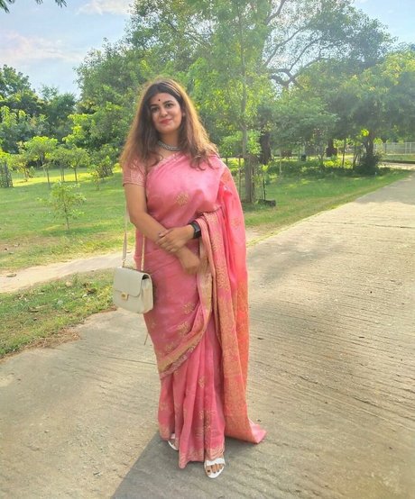 tejaswi pandeyy nice model pics