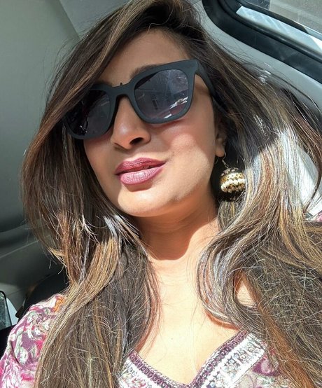 Roma Varadkar model sex photo