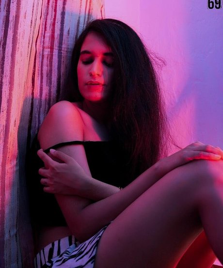 Foxy Queen nice model pic