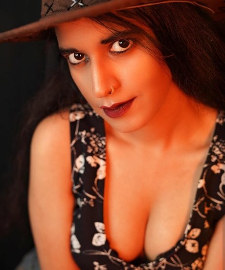 Foxy Queen hd star gallery