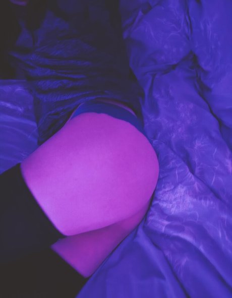 silkiemoth95 porn model pictures