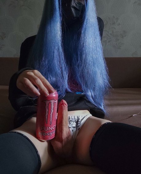 emiria lin adult model image