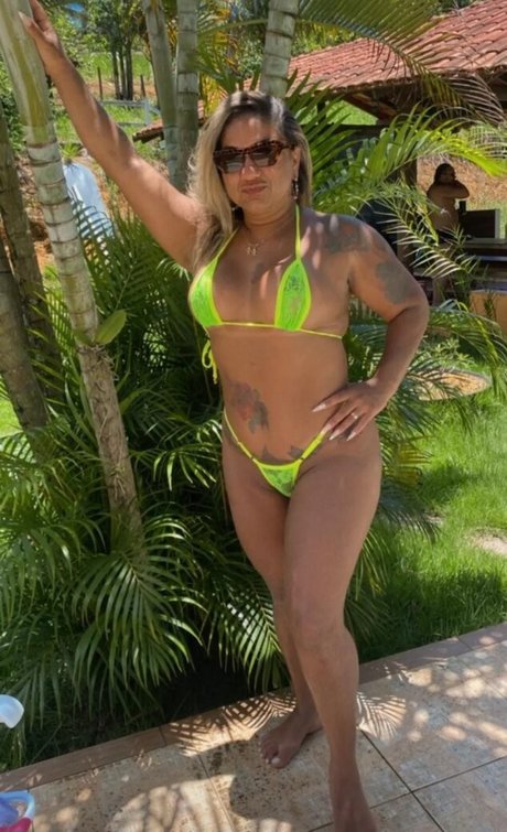 Esther Exhib beautiful star images