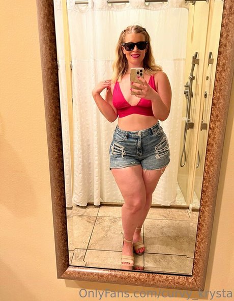 Curvy Krysta model xxx img