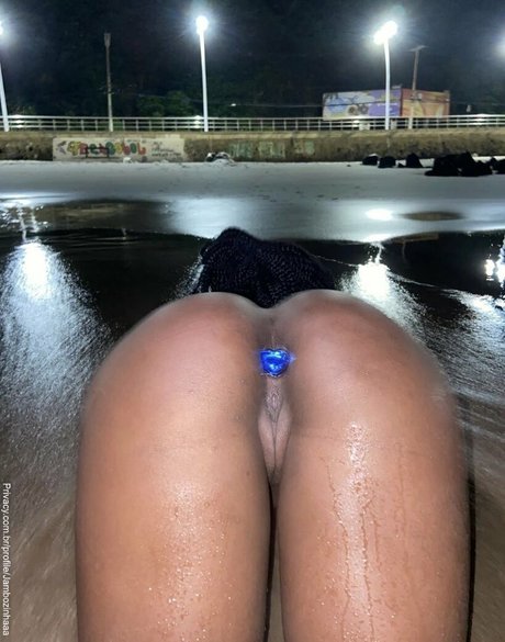 IIrismourax__Iris star naked archive