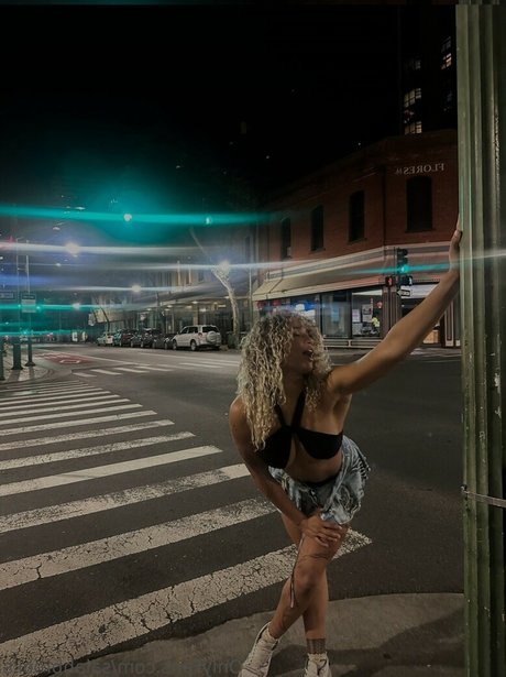 Salah Brooks star free galleries