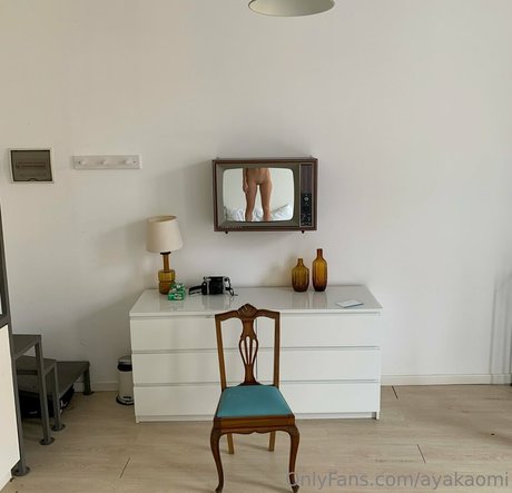 Ayakaomi erotic star images