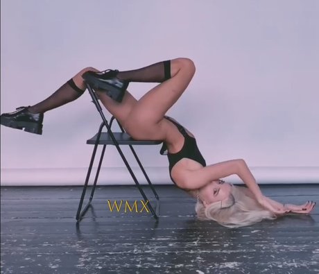 Ayakaomi high quality actress pics