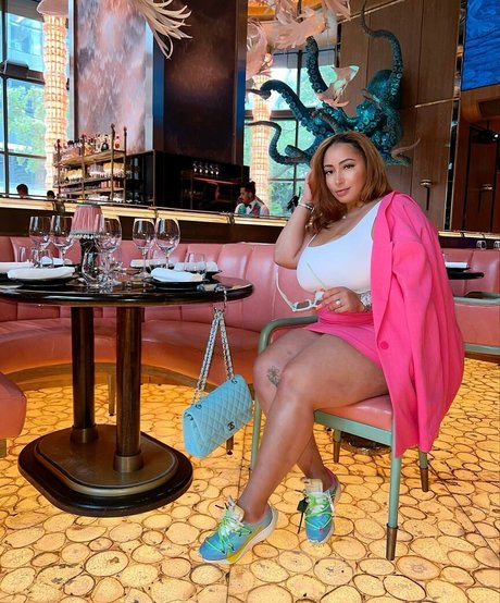 Tylea model nudes pictures