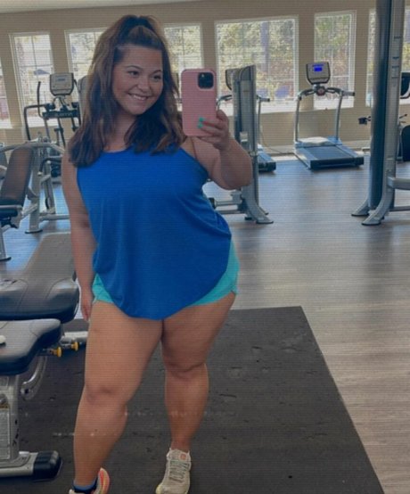 Brittney Lynn Vozar star hd pictures