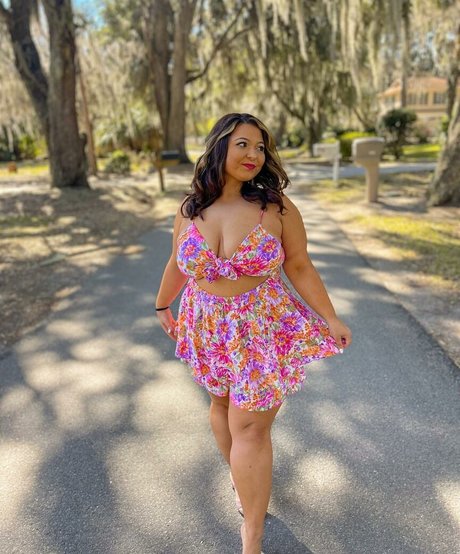 Brittney Lynn Vozar model porn pictures