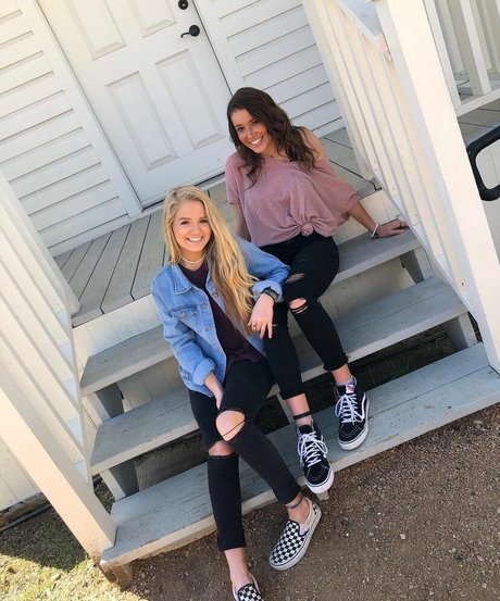 Kinley Freeman free model photo