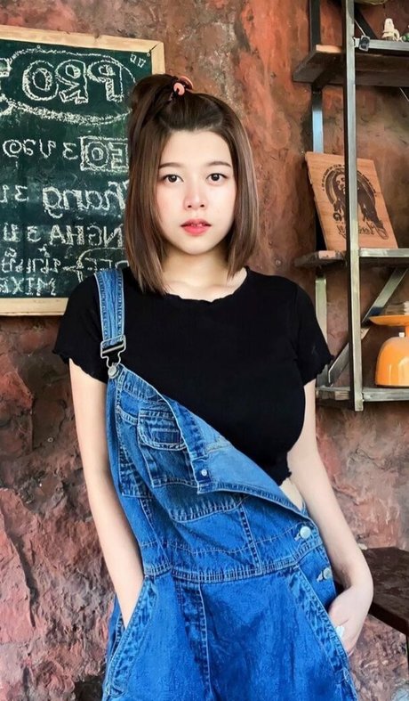 swansin 26 model porn image