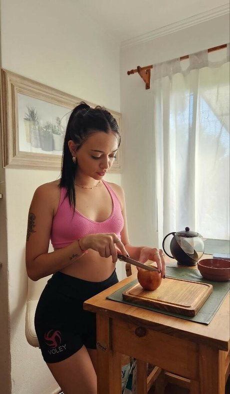 luccygrey free pornstar image