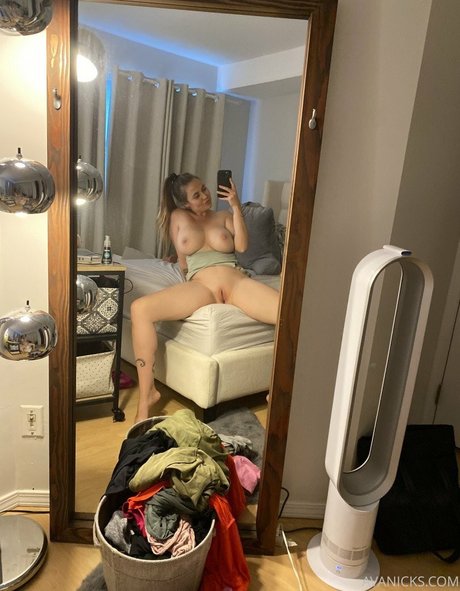 AvaNicks pornstar beautiful photos