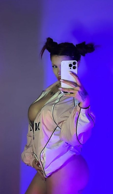 Yeahm8r Yamur Temiz_ pornstar naked pictures