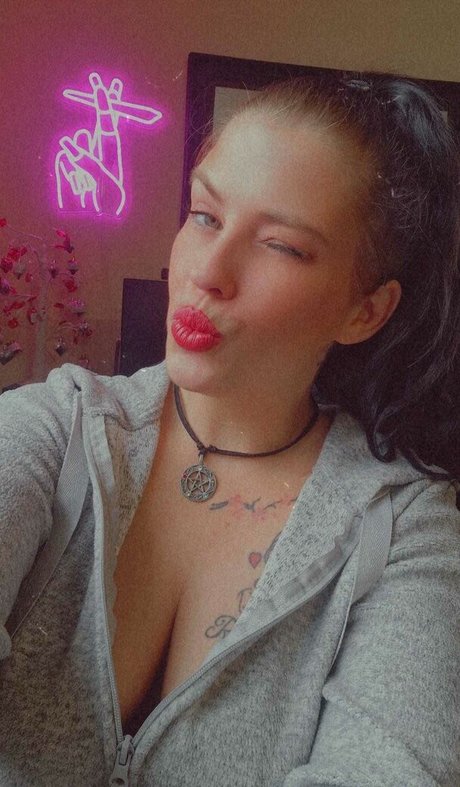 MissBabyDoll89x porn model gallery