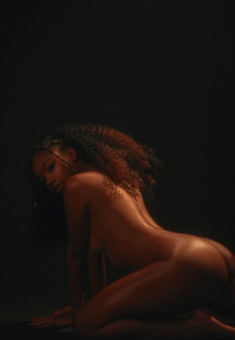 public onlyfans beautiful nude images