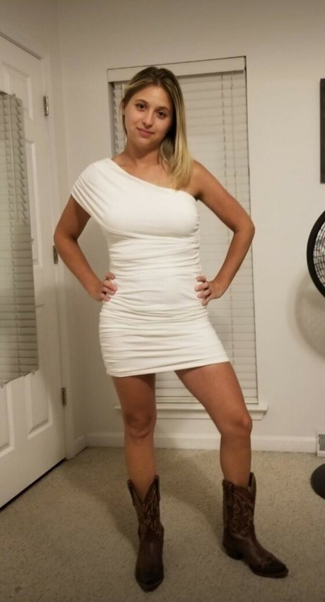 Annoyed Wifey hd pornstar picture