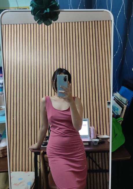 Qiyukaa nude star pics