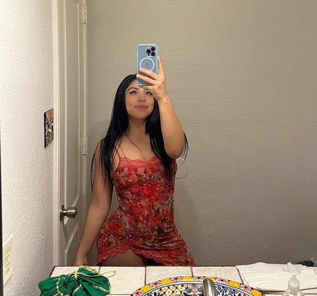 claudiaax0__ nice star pic