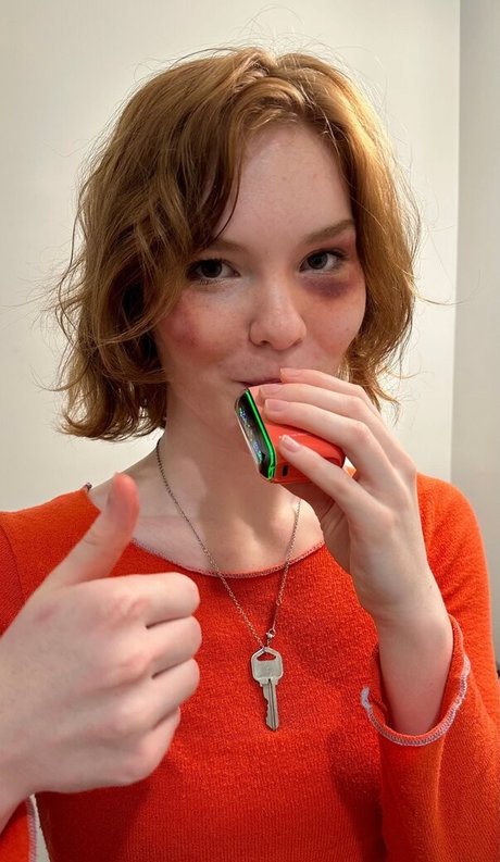 MrCreeps pretty actress pic