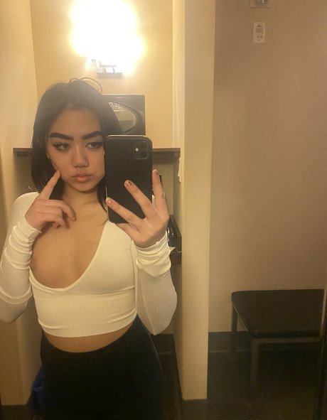 rikaababy pornstar nude image