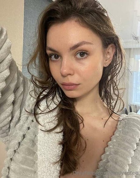 emilycutee erotic star archive