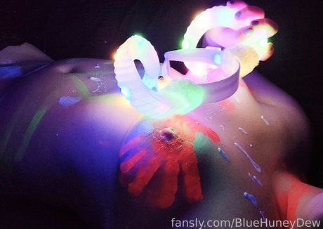 BlueHuneyDew best model galleries