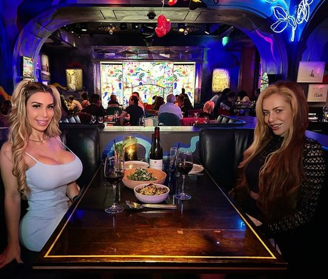 sunshinefitxo star nude img