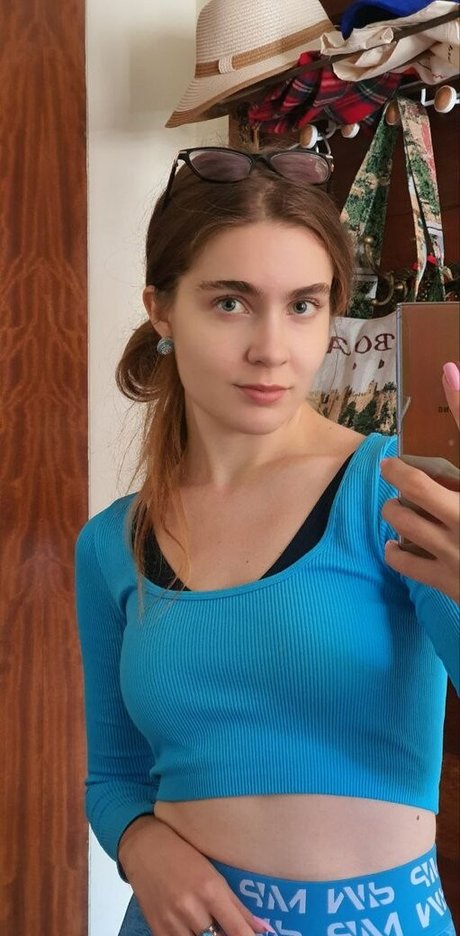 Condessa Anasta hd model img