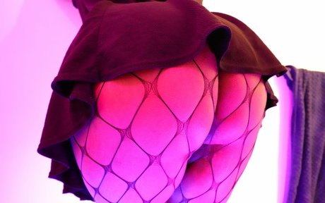 Nyanniee nudes pornstar pics