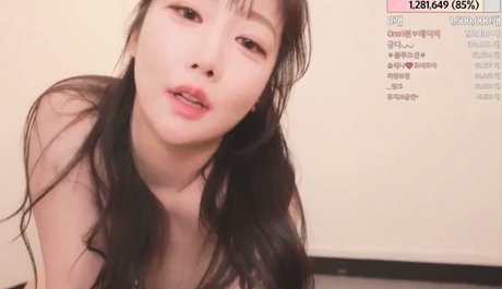 Pandaex pornographic actress images