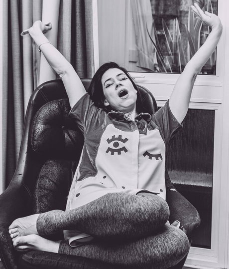 Lou Sanders sexy star photos