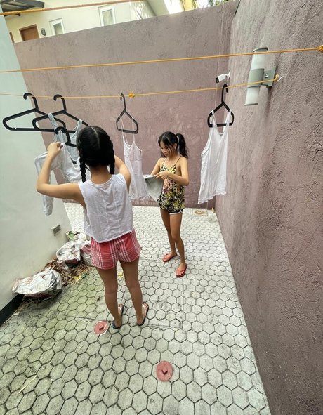 AlexIcy pornographic star pics