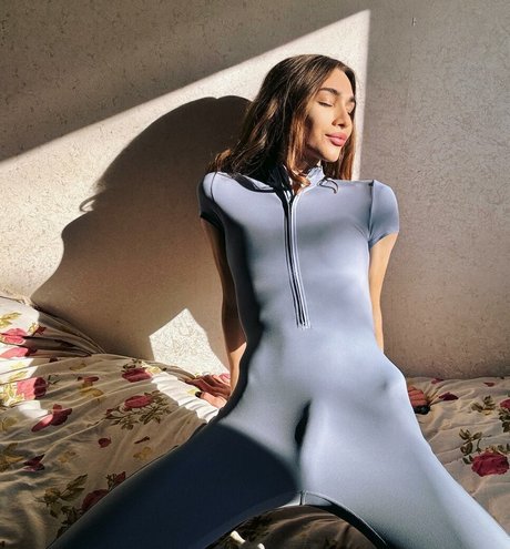 iloveyoutiii pretty pornstar pictures