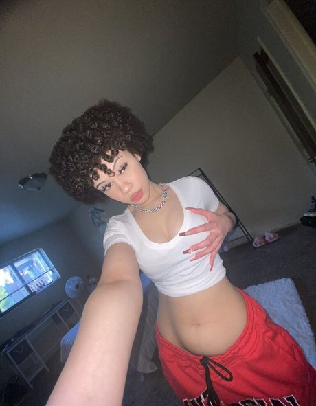 Gothxmyaa nude model galleries