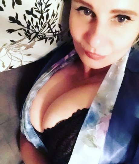 Alina Ottis actress images