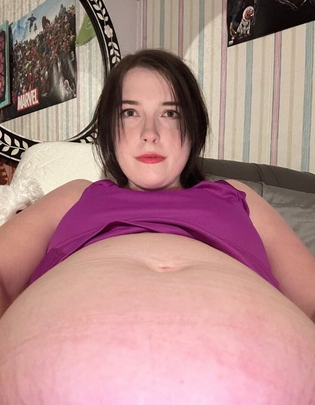 RandomJocelyn model nude img