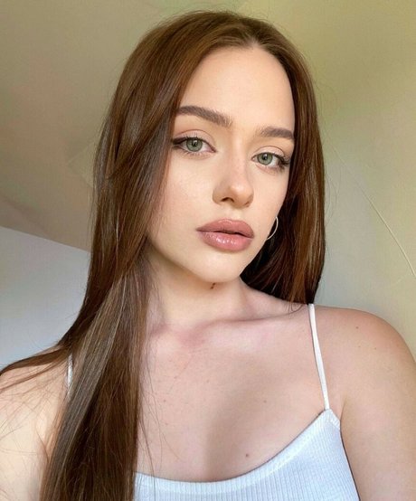 sirenalips star nude photo