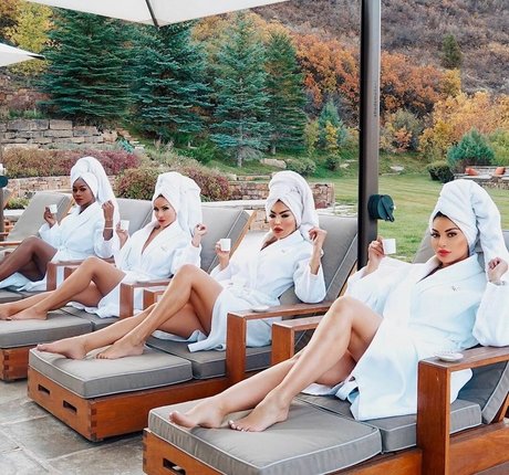 La Reina Shaw xxx model images